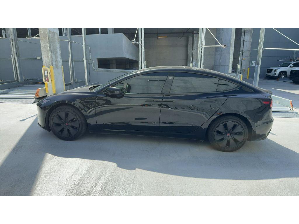 tesla model 3 2025 5YJ3E1EA5SF985129 image tesla model 3 2025 5YJ3E1EA5SF985129 image